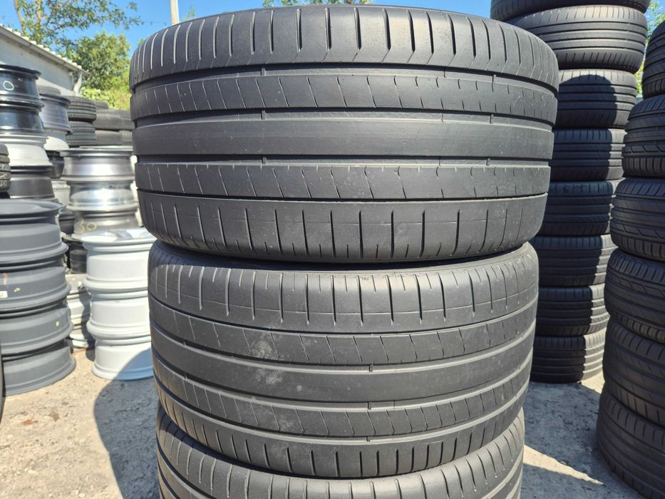2 Anvelope de VARA - 325/30/23 - PIRELLI P-ZERO OEM Lamborghini URUS L - CA NOI - DOT 2024 !