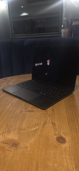 MacBook air M2 16gb