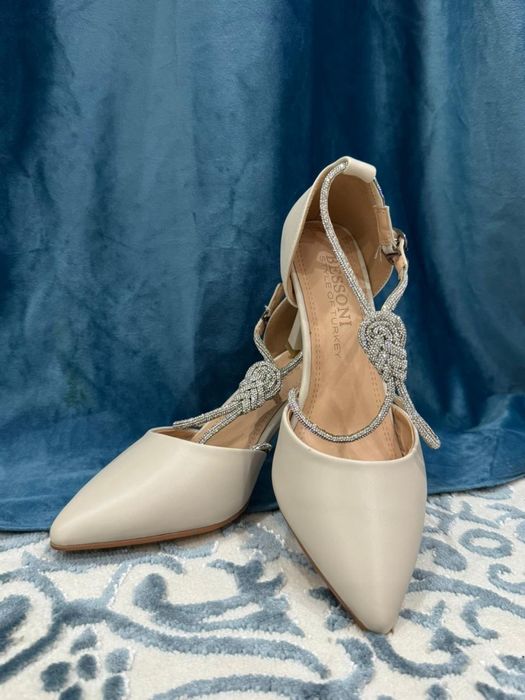 Продается Туфли Новый