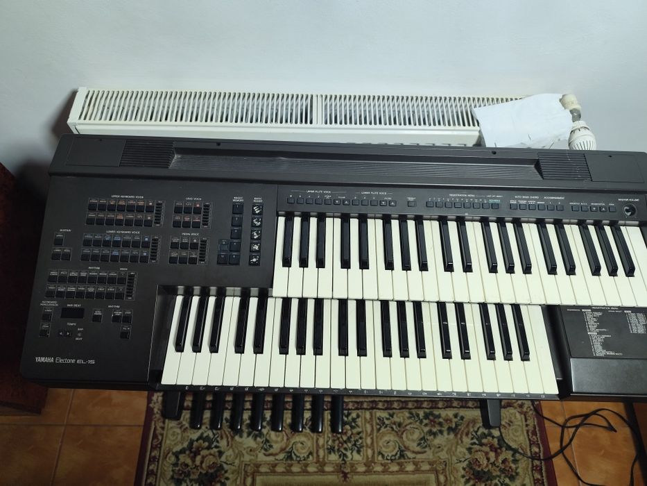 Yamaha Electone EL-15
