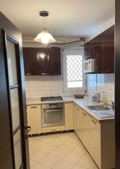 Дава се под наем Двустаен апартамент в Пловдив, Мараша - 65 кв.м за 280.5 € - Снимка #2