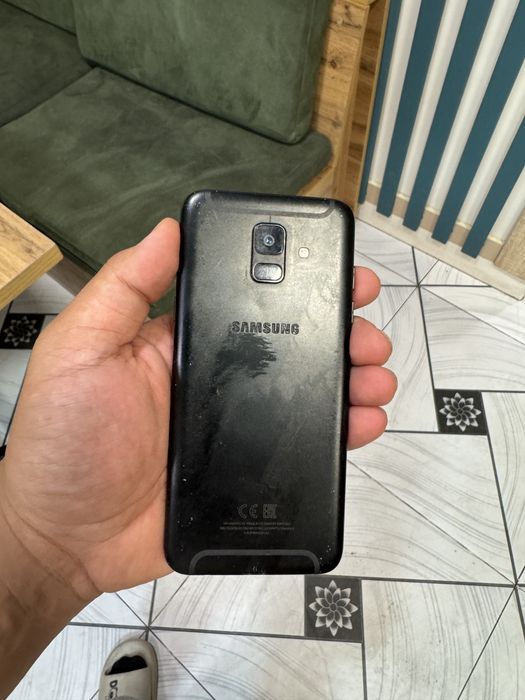 Продам j6plus 32 гб