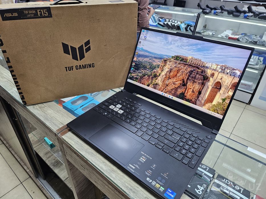 Asus TUF FX517Z Core i7+ RTX3050ti