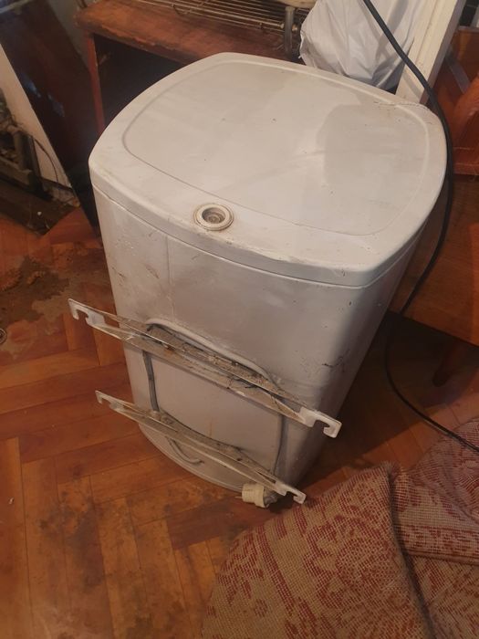 Продам бойлер 50л