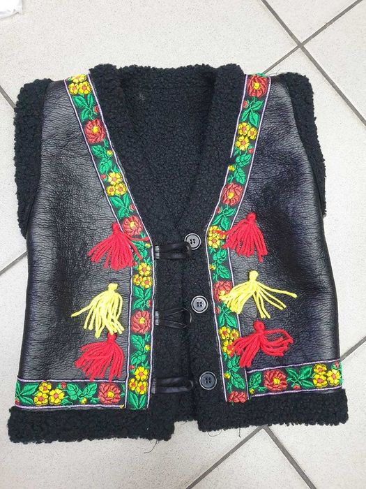 VESTA bundita COPII (cojoaca cojoc haina geaca costum national popular