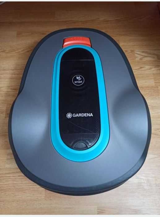 Roboți tuns iarba Gardena Smart Sileno.