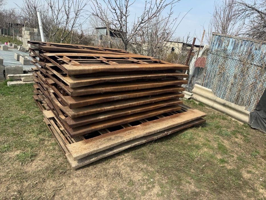 Поддонный металичиский