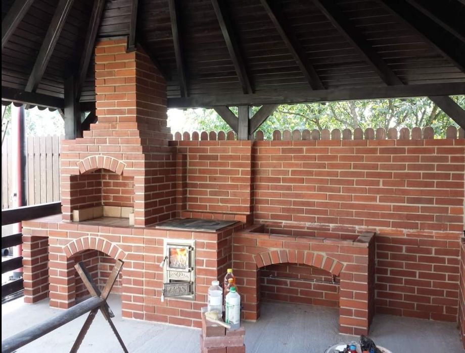 Efectuez bucatarii pt gradina ,precum si   lucrari  in caramida aparentă