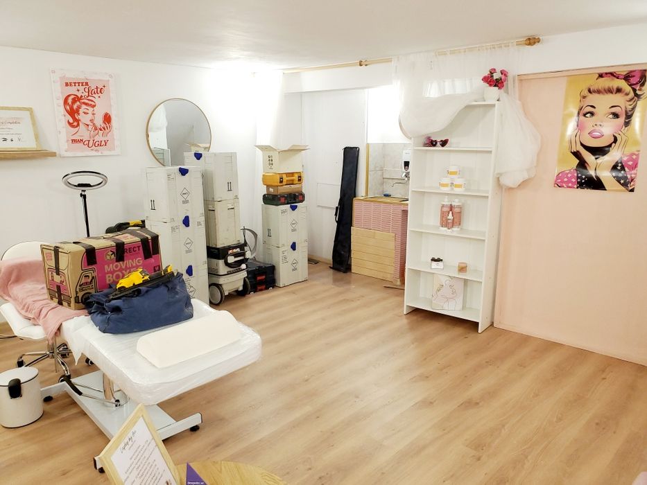 Дава се под наем Офис в Пазарджик, Център - 50 кв.м за 255 € - Снимка #9