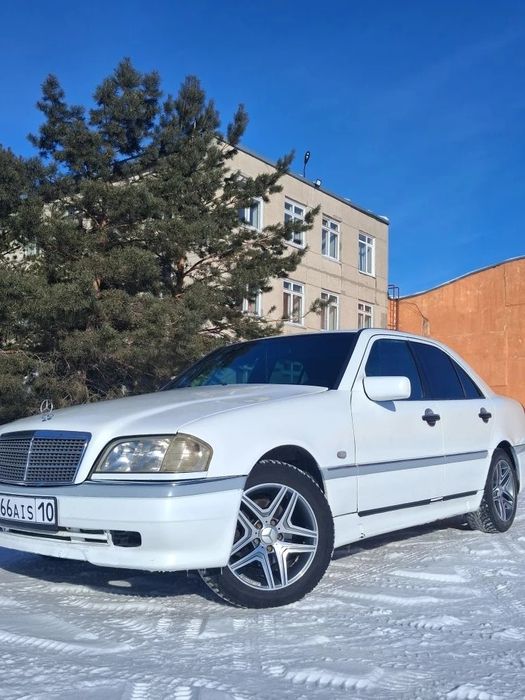 Продам машину на полном ходу