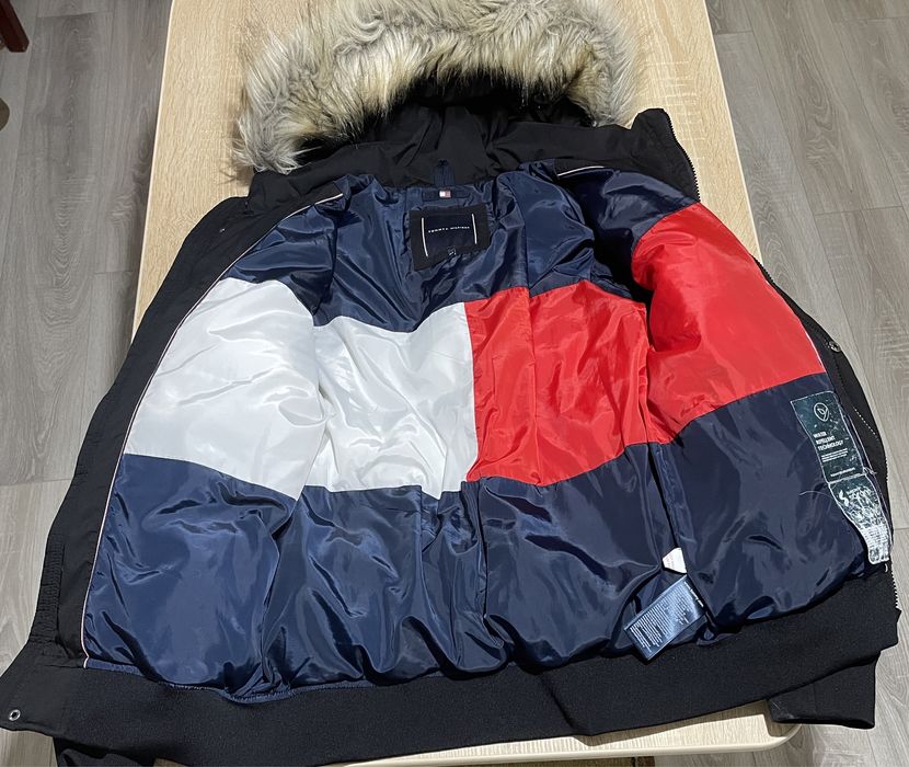 Geaca Tommy Hilfiger