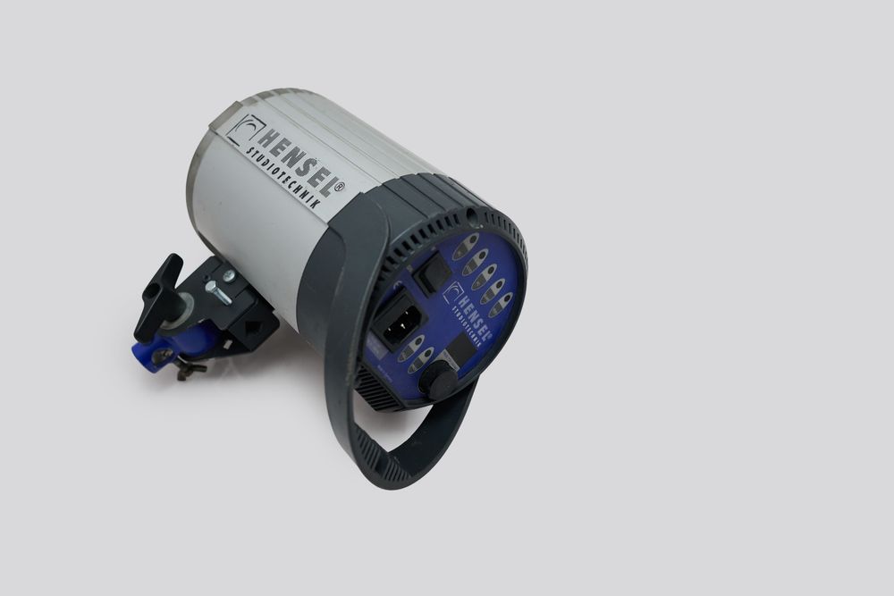 flash blitz studio hensel