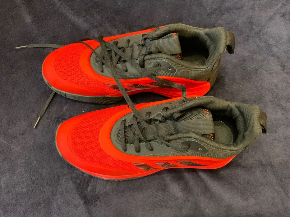 Adidas-оригинални маратонки 42 номер