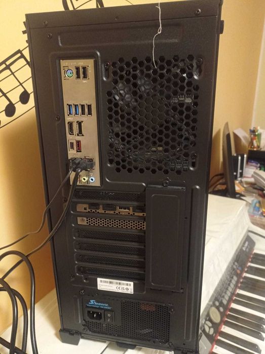Unitate PC de STUDIO