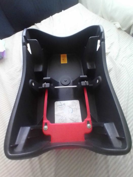 Бебешко столче кошница с база