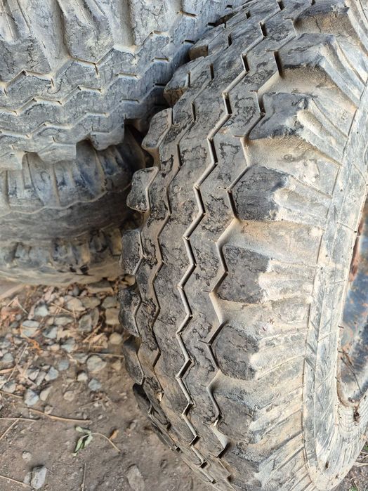 Уаз көлігіне дөңгелектер.