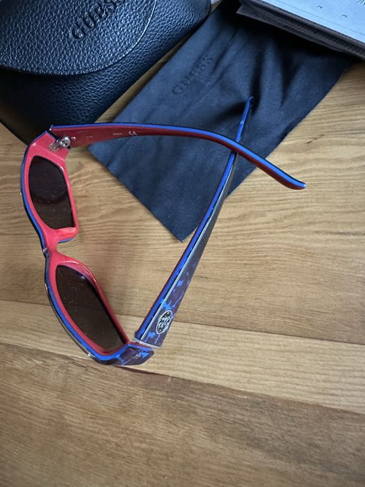 Нови дамски слънчеви очила Guess