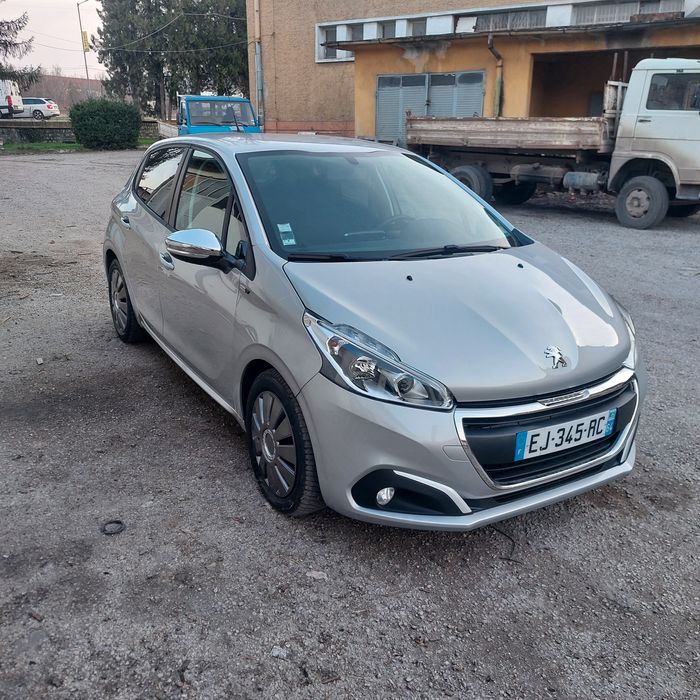 Пежо 208 1.6 BLUE HDI