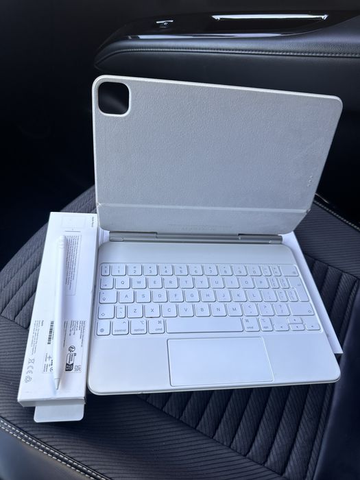 Ipad Magic Keybord оригинал + apple pencil 2 оригинал