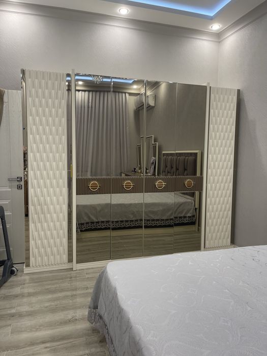 Спальный гарнитур в отличном состоянии