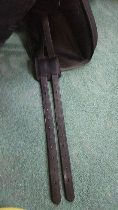 Продам спортивное седло в комплекте