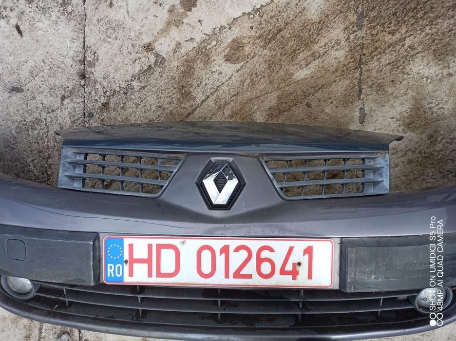 bara fata completa cu proiectoare  renault scenic 2 factura si gara...
