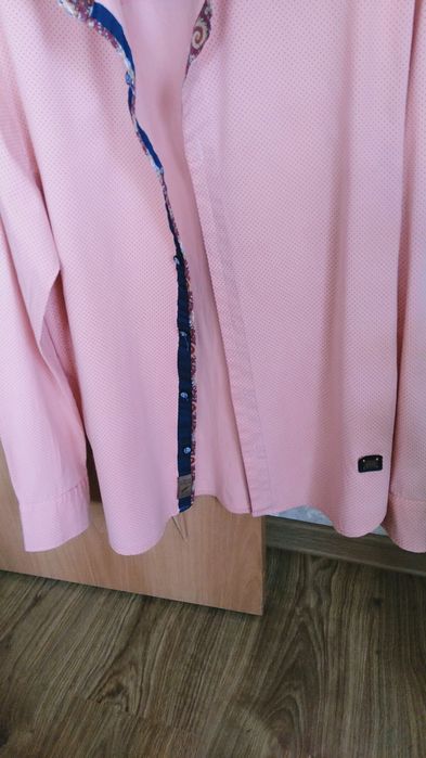 Продам офисные рубашки