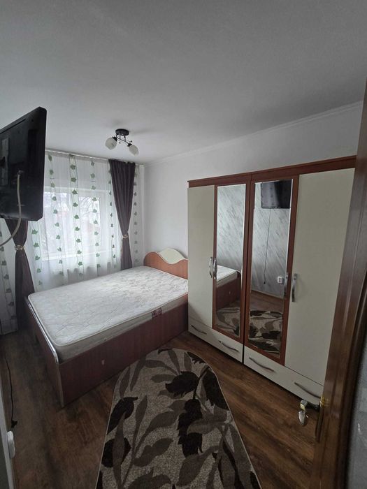 Inchiriez apartament 2 camere,bulevardul 1 Mai,detalii tel:0761720086