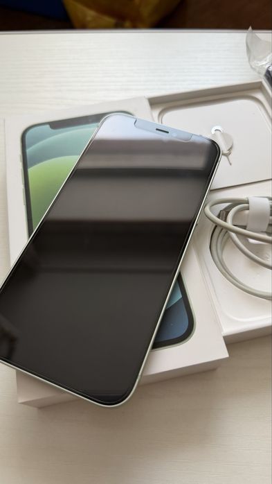 Продам Iphone 12 / 128Гб / Мятный