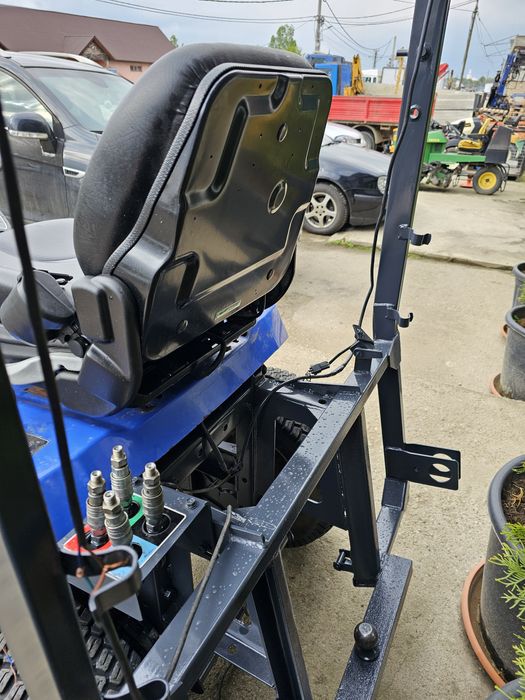 Tractor gazon Diesel Iseki SXG 323