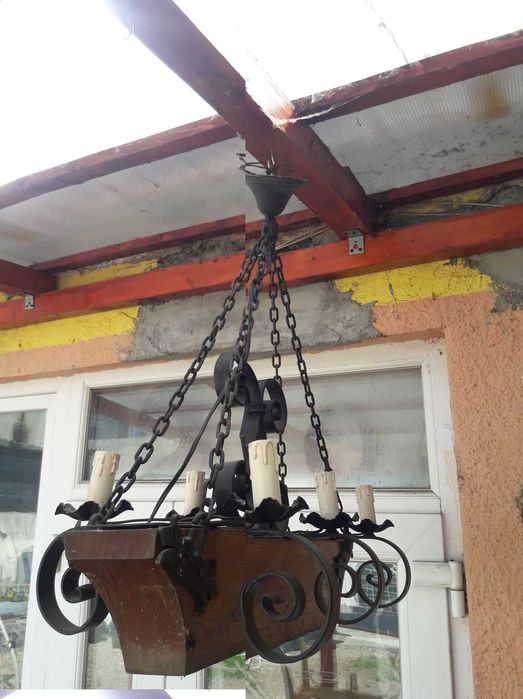 Candelabru terasa/filigorie din lemn si fier forjat cu sase brate