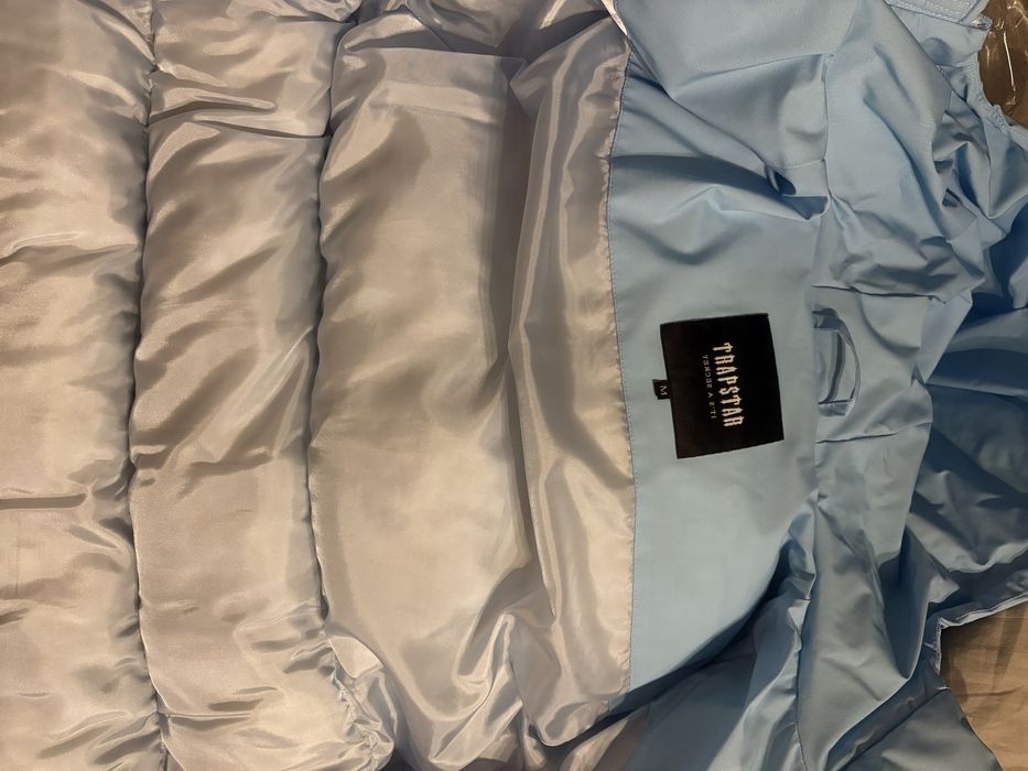 Geaca Trapstar baby blue