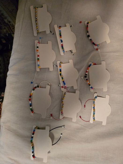 Vând bretari de mana.