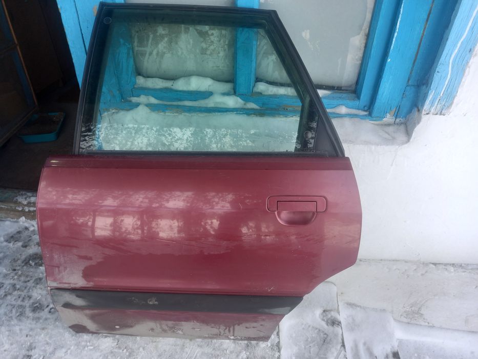 Продам дверь от ауди Б3