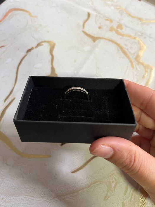 Продам золотое кольцо