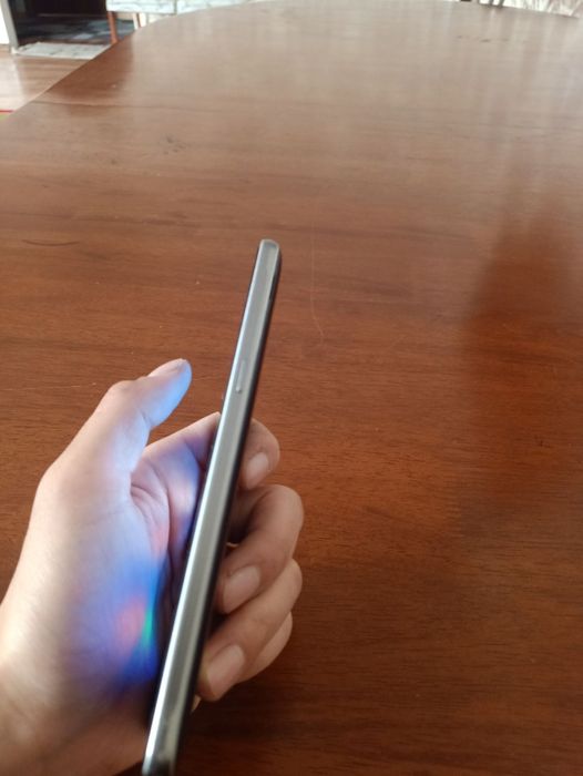 Самсунг J5 с доставкой!