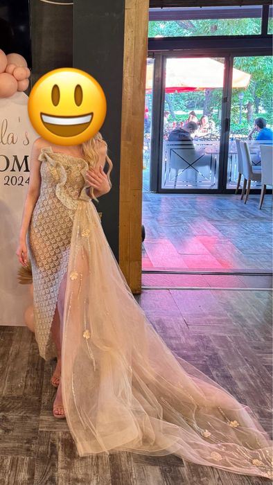 Официална рокля на София Борисова Ромснтика