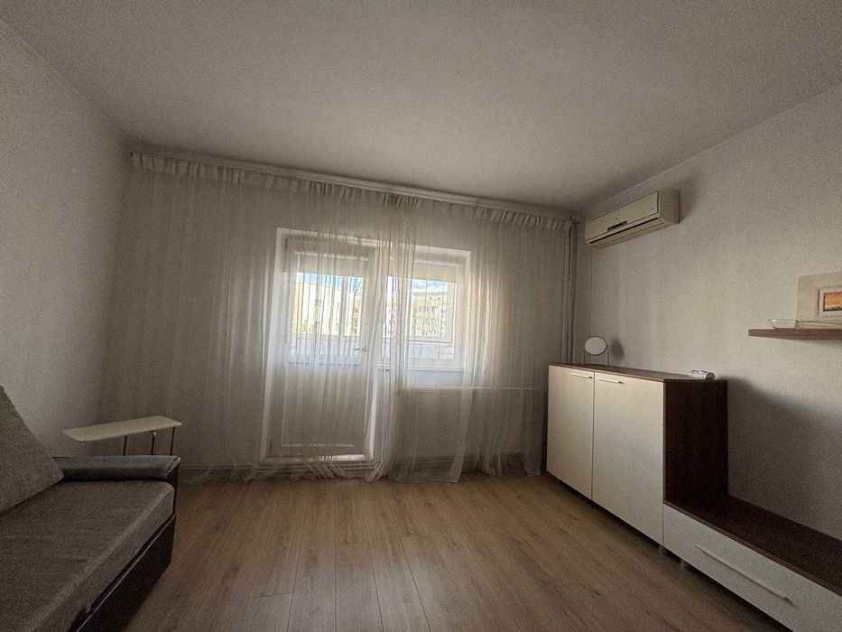 Apartament 2 camere in Tei -Lizeanu, Strada Deleni, Centrala termica, Spatios, decomandat