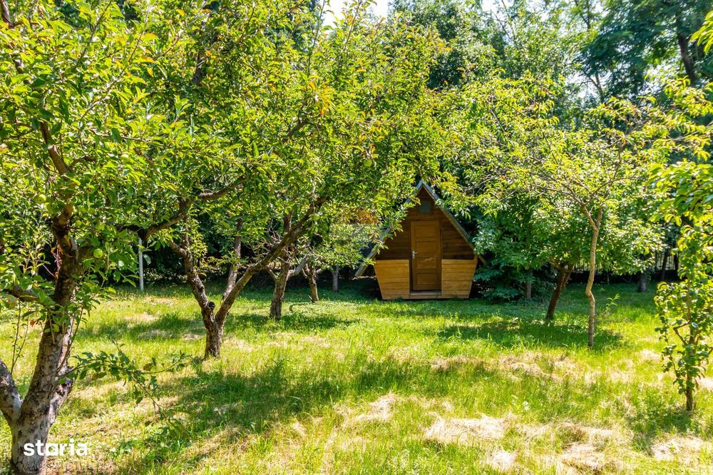 Casa de vacanta tip conac de vânzare Valenii de Munte