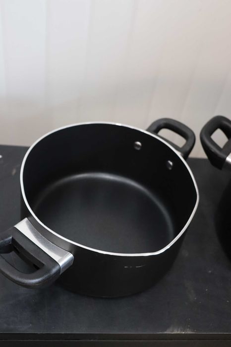 Комплект съдове за готвене с незалепващо покритие 15 части