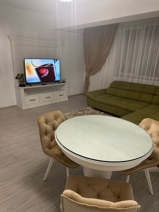 Inchiriez apartament 2 camere CAMPUS ( in spate la hotel NEVADA)