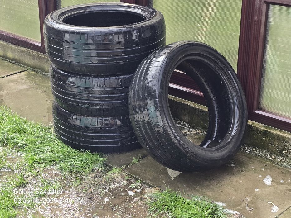 De vanzare cauciucuri 225 /255/213/235 cu janta și fără