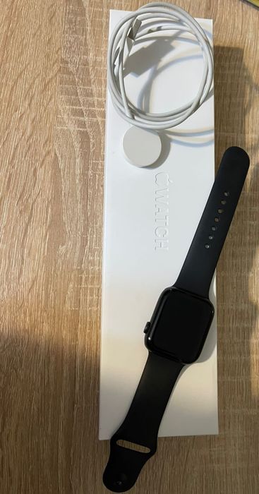 Apple Watch Series 6 44 мм чёрный