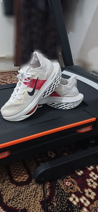 NIKE ОРИГИНАЛ ақ цветли кроссовка