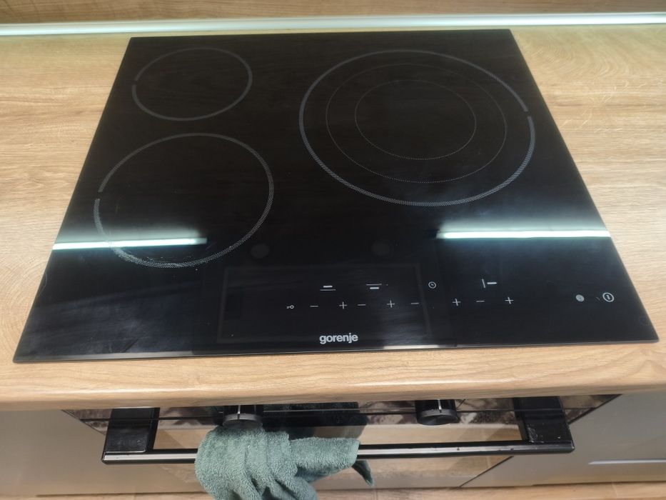 Керамичен плот Gorenje