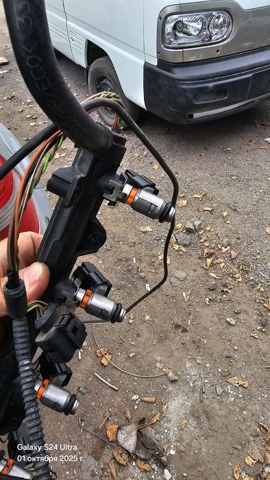 Форсунки комплект на гольф 4 1.4