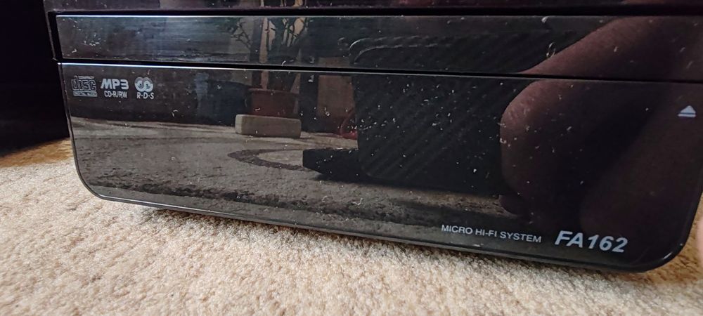 Sistem LG cu telecomanda