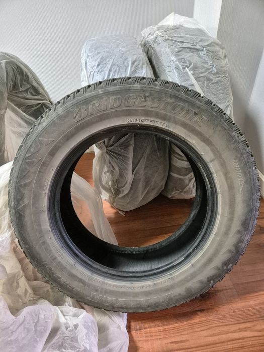 Шины зимние Bridgestone Blizzak