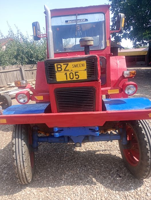 Tractor universal 650