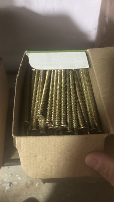 Шруб монтажный продаются